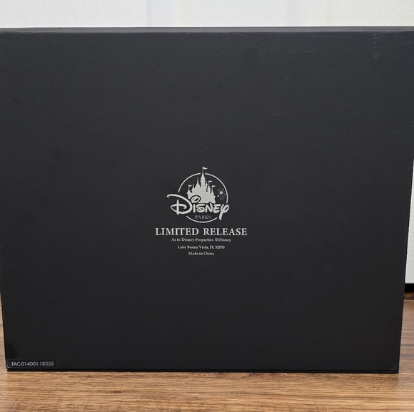 Disney Limited Release Betsey Johnson Mickey Ears - Picture 16 of 16